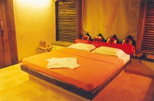 Wildernest Nature Resort Chorla Ngoại thất bức ảnh